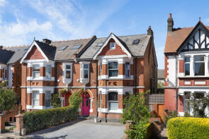 85, Twyford Avenue, London W3 9QD