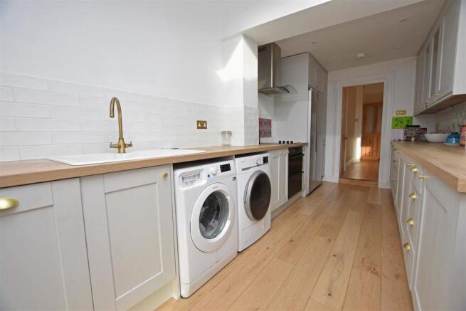 Kitchen II.JPG