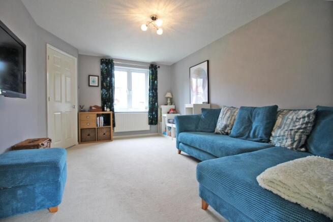 Livingroom.jpg