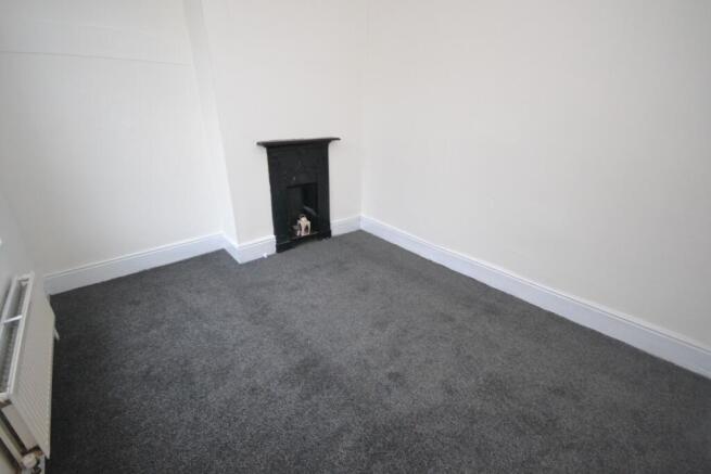 3 bed Terraced to rent Image 7