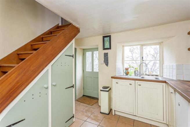 Hillgrove Cottage 293583 (14).jpg