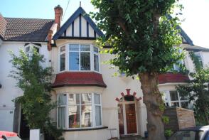 24a, Leighton Avenue, Leigh-on-sea SS9 1QB