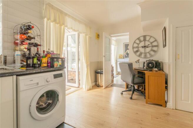 3 bed House for sale Image 7