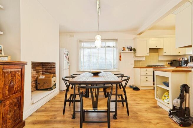 3 bed End of Terrace for sale Image 5