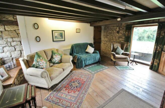 SITTING ROOM -