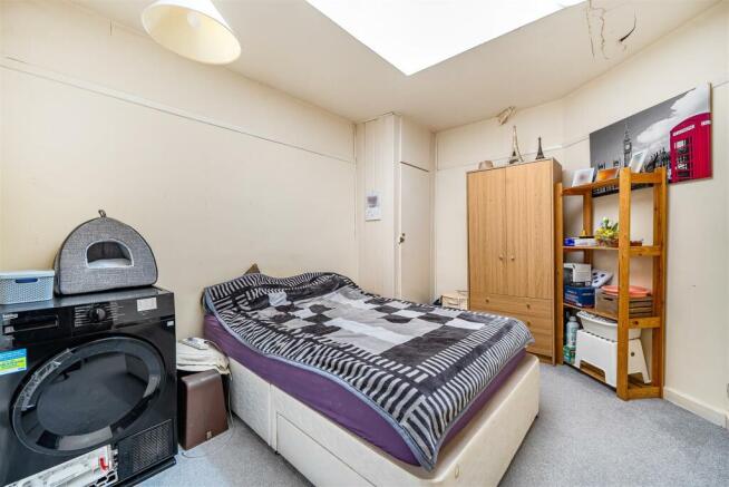 Bedroom 2.jpg