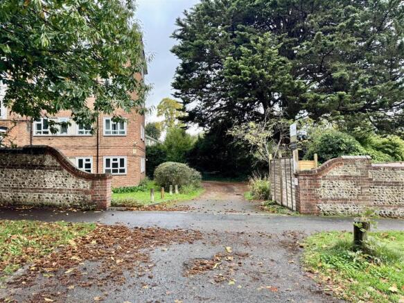 Varndean Road, Brighton photo 5
