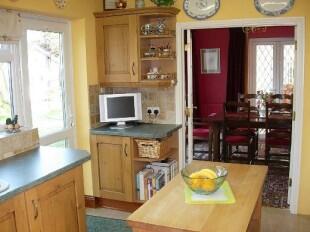 Fitted Kitchen