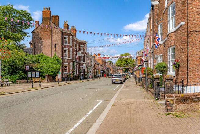 Tarporley Street