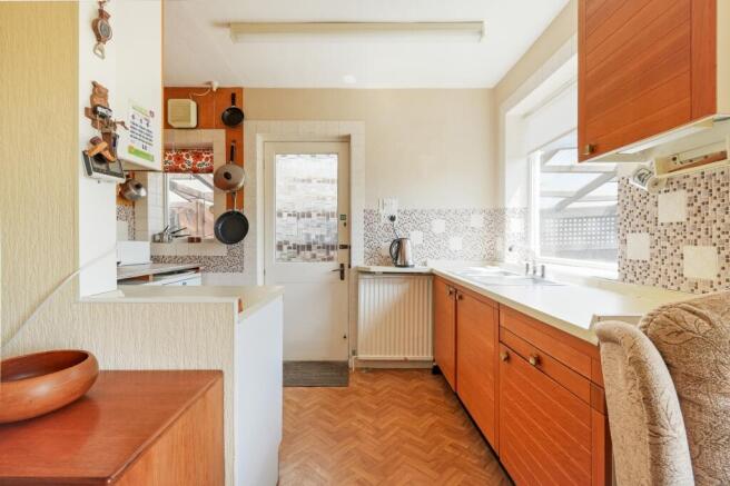 2 bed Detached Bungalow for sale Image 9