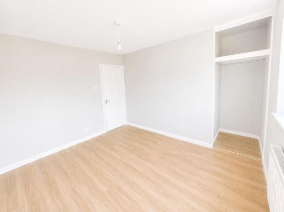 2 bed Terraced for sale Image 7