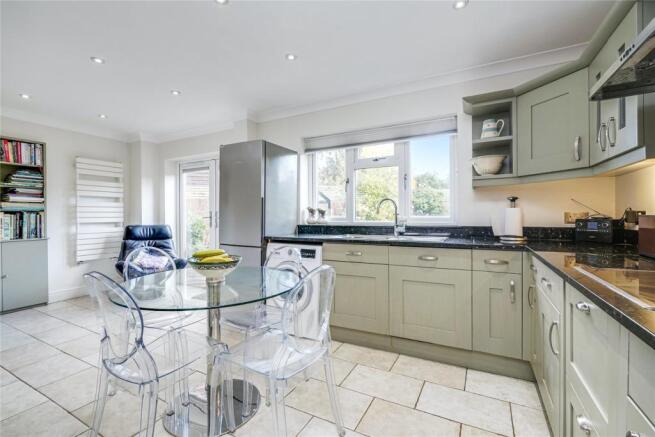 Kitchen/Dining