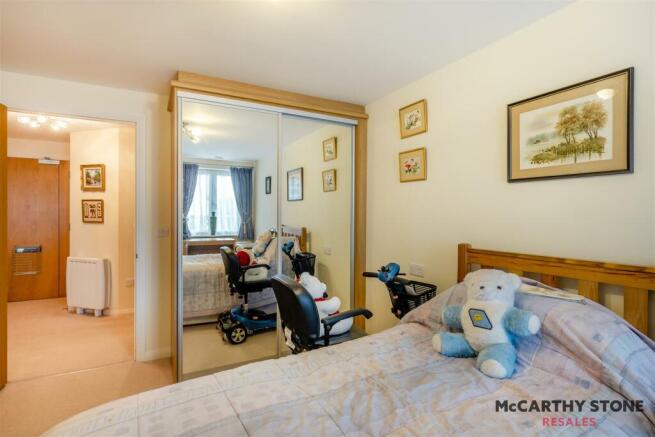 8625866-interior10.jpg