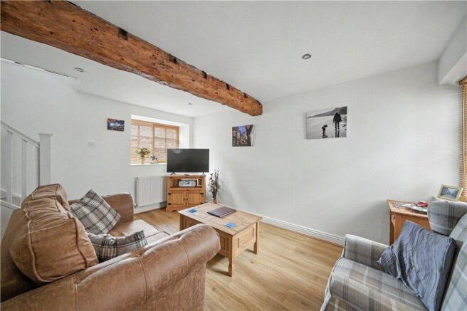 1 bed House for sale Image 6