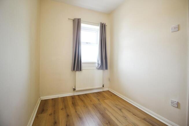 3 bed Town House for sale Image 12