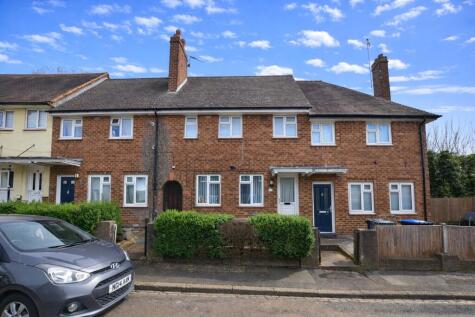 Cambria Crescent, Abington, Northampton, NN3