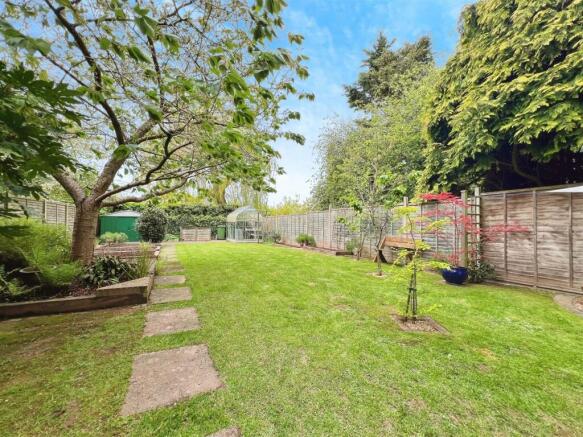 b54262ca-lower 20garden 20area.jpg