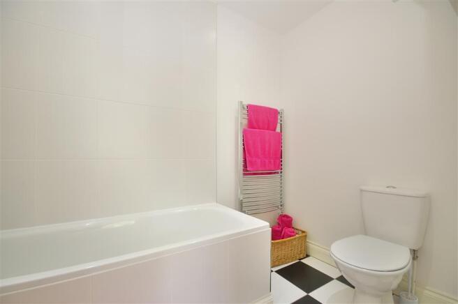 En-Suite Bathroom