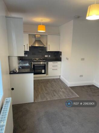 1 bed Flat to rent Image 5