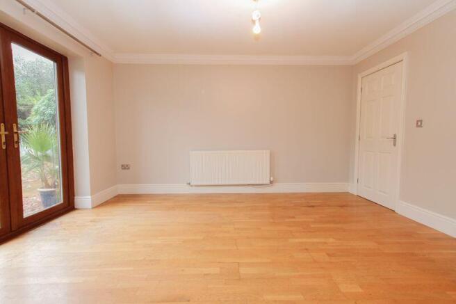 Dining Room (2)