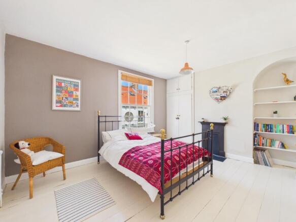 3 bed Terraced for sale Image 6