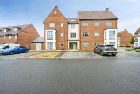 Axtell Way, Weston Turville, Aylesbury