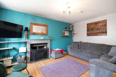 Inverurie Street, Auchenblae, AB30