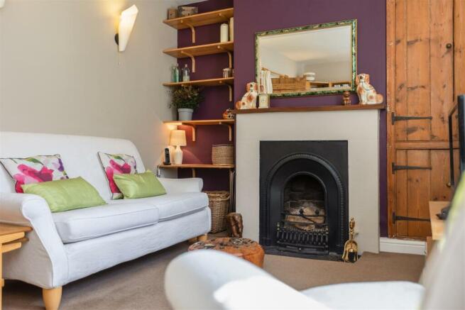 Hill Cottages 28 Sitting Room-4.jpg