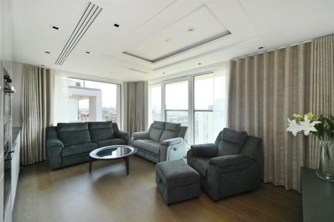 84-Lord-Kensington-House (1).JPG