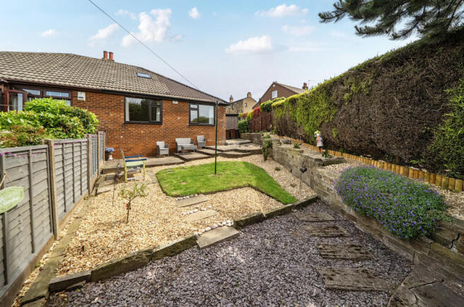 2 bed Bungalow for sale Image 9