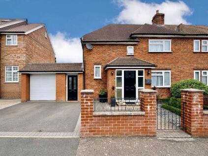 Ronald Road - Gorgeous Family Home