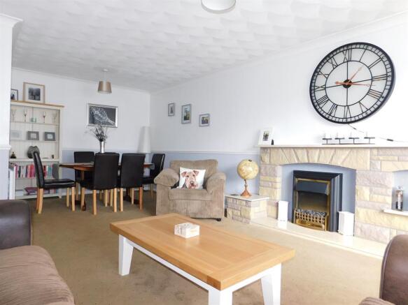 lounge c