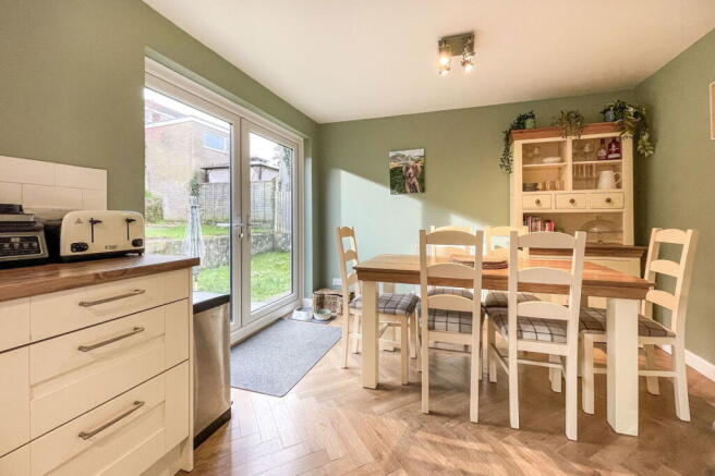 Sherborne Close, Elburton, Plymstock, Devon, PL9 8UU photo 4