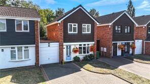43, Parkfield Close, Two Gates, Tamworth B77 1HE