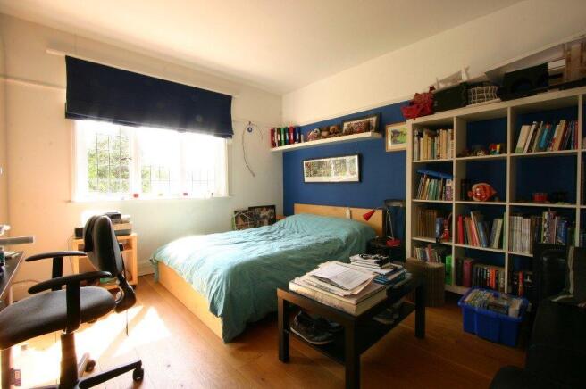 Photo 10