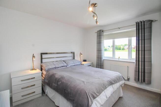 3 bed Detached for sale Image 6