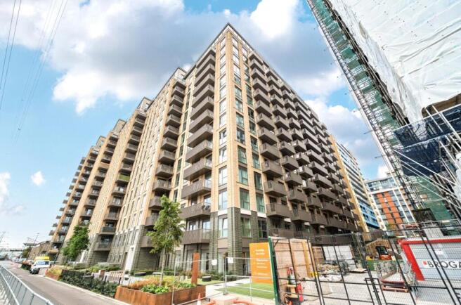 1324772-1-6876d7a...