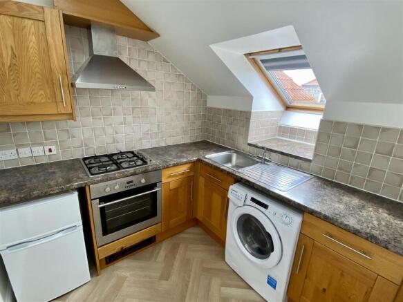 1 bed Apartment to rent Image 4
