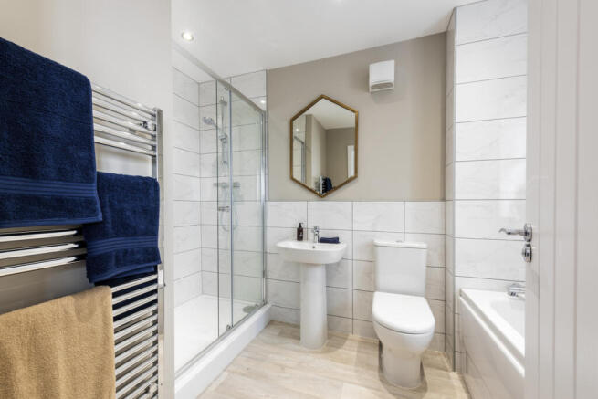 4 bed Detached for sale Image 10