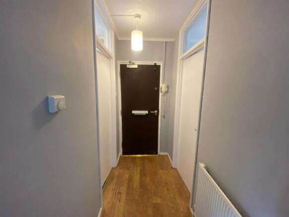 Hallway.jpg