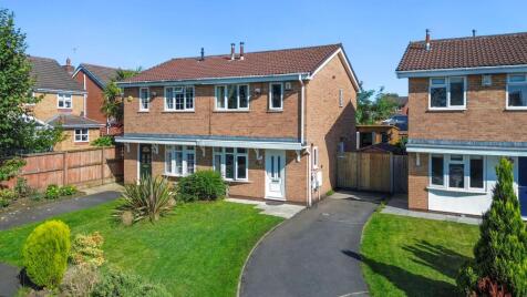 Wayfarers Drive, Newton-Le-Willows, WA12