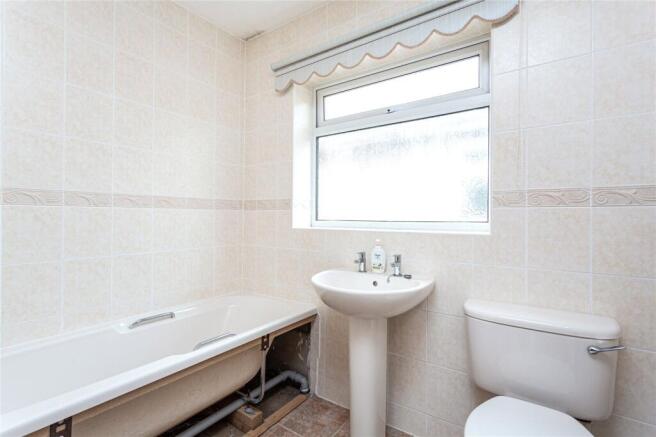 3 bed Bungalow for sale Image 10