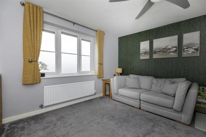 3 bed Detached for sale Image 6