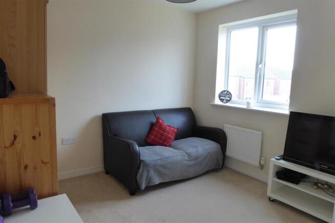 BEDROOM 3