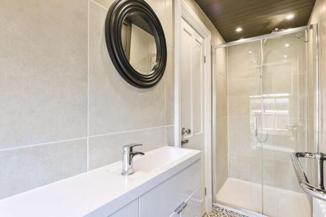 3 bed Semi-Detached to rent Image 12