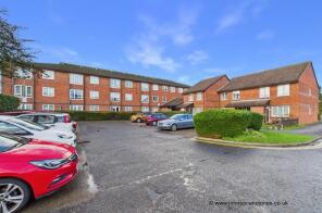 27, Manor Farm Court, Manor Farm Lane, Egham TW20 9JR