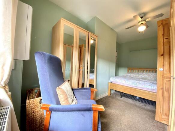 2 bed Terraced for sale Image 9