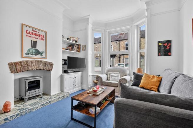 2 bed Terraced for sale Image 8