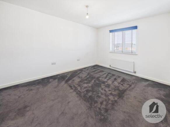 4 bed Detached for sale Image 10