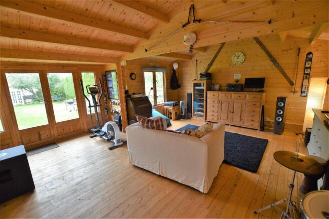 Log Cabin